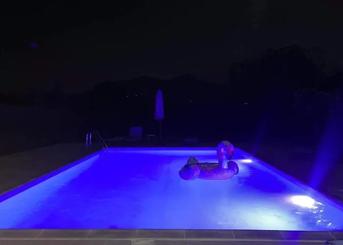 דירה In Nature Mitopoli